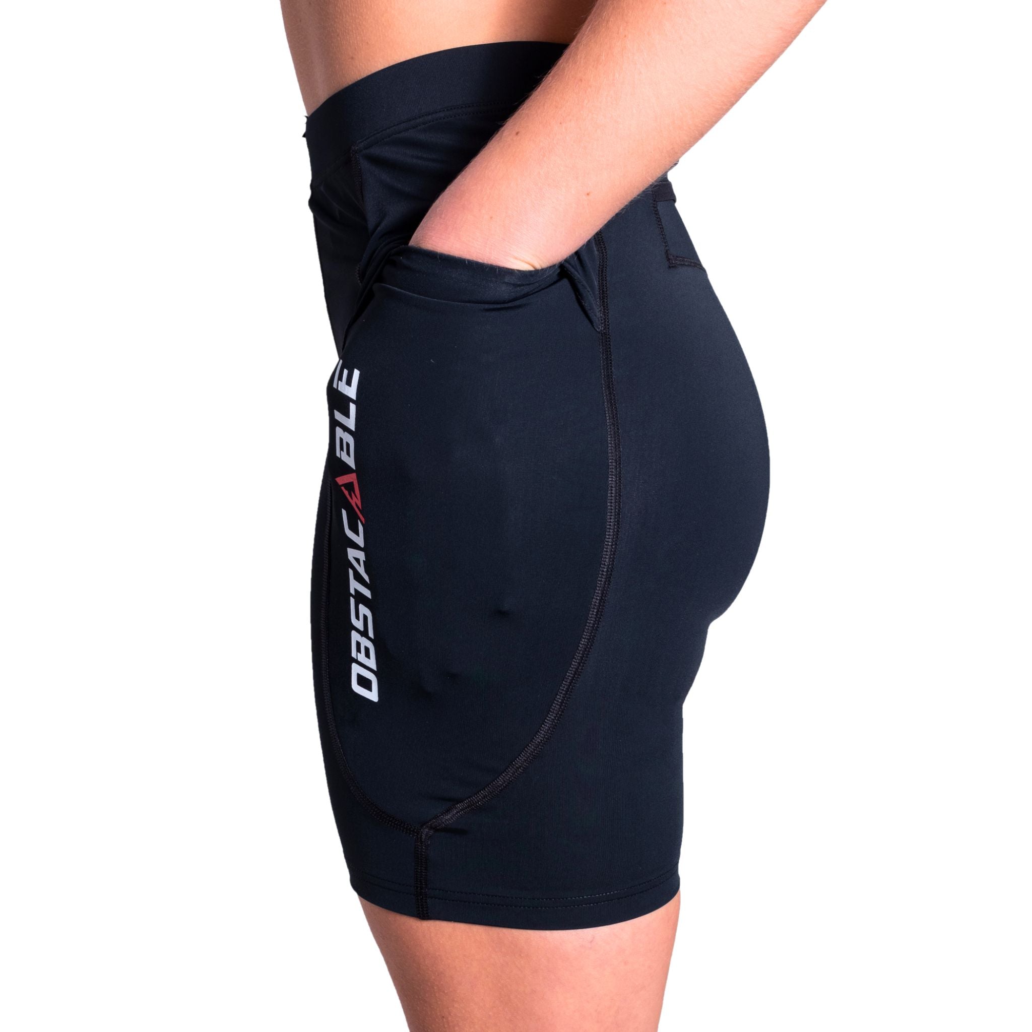 Detailansicht OCR Shorts für Damen – Obstacable Logo & funktionale Schlaufenlösung